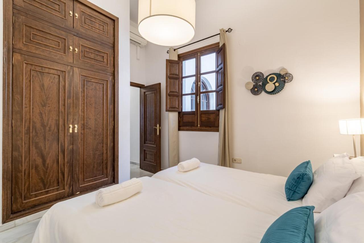 Bns Dauro Suites Granada Exterior foto